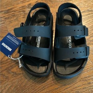 Toddler Boys Size 11 Birkenstocks- new with tags-Black